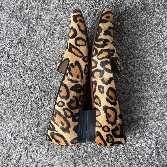 Animal print flats- super cute! - Picture 3 of 4